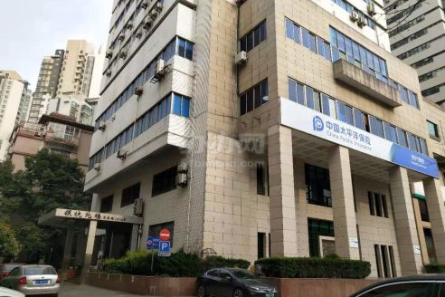 银统大厦写字楼出租,定西路银统大厦 110平高区采光房,户型方正带阳台